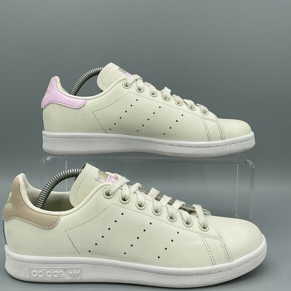 Adidas Shoes - NEW Adidas Women’s Stan Smith Sneakers White Size 6.5